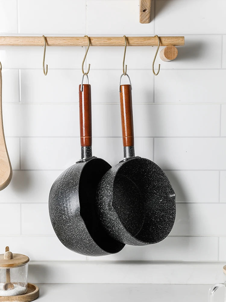 Japanese snow pan baby food small milk pot household non stick cooking noodle soup rice stewpot wood handle stewpan saucepot