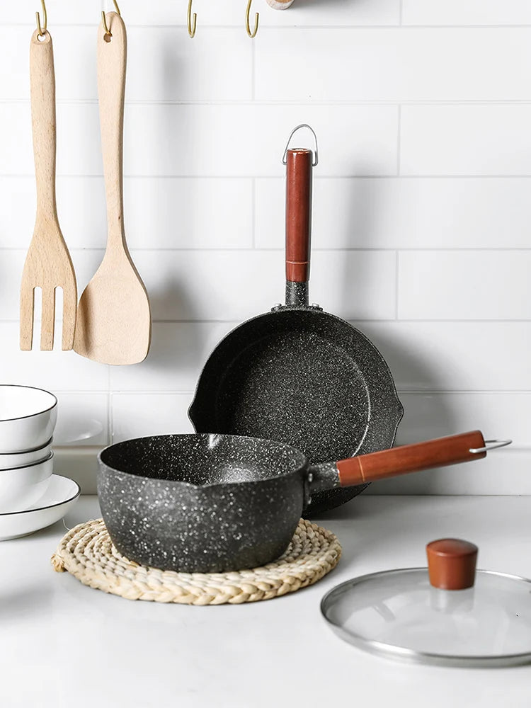Japanese snow pan baby food small milk pot household non stick cooking noodle soup rice stewpot wood handle stewpan saucepot