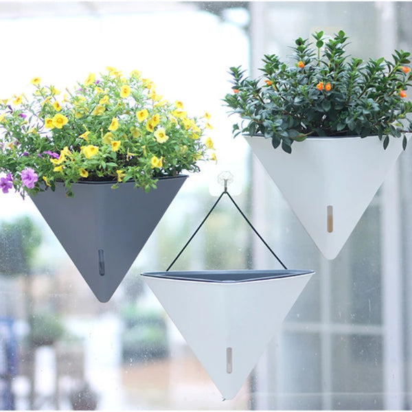 New Wall Mounted Flowerpot Triangle Self Absorbent Lazy Plant Pot Plastic Hanging Geometric Vase for Outdoor Indoor Home Decor