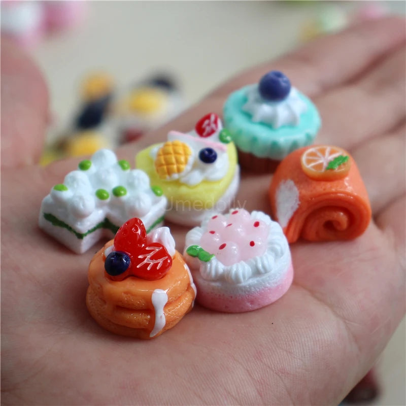 1/6 Scale Assorted Miniature Dollhouse Cake Mini Food for Doll Pretend Play Kitchen Toy Accessories