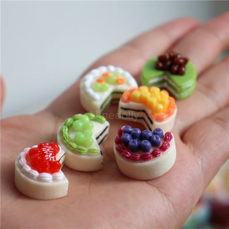 1/6 Scale Assorted Miniature Dollhouse Cake Mini Food for Doll Pretend Play Kitchen Toy Accessories